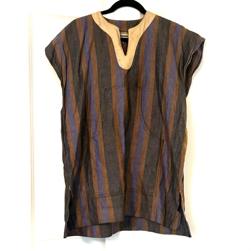 Wild magnolia woven short sleeve tunic